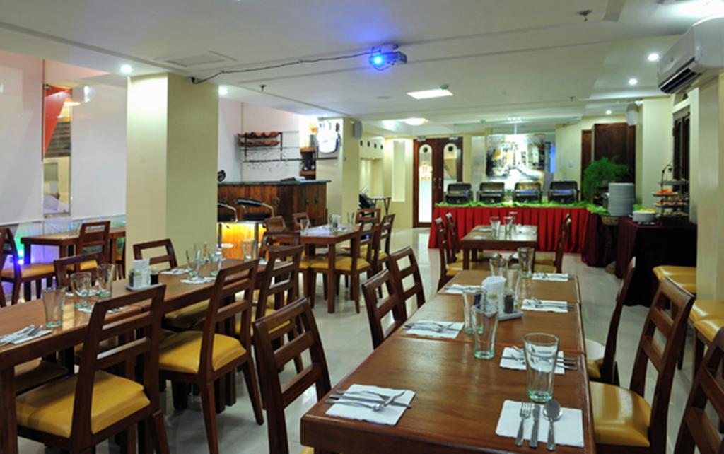 Wellcome Hotel Cebu Zewnętrze zdjęcie